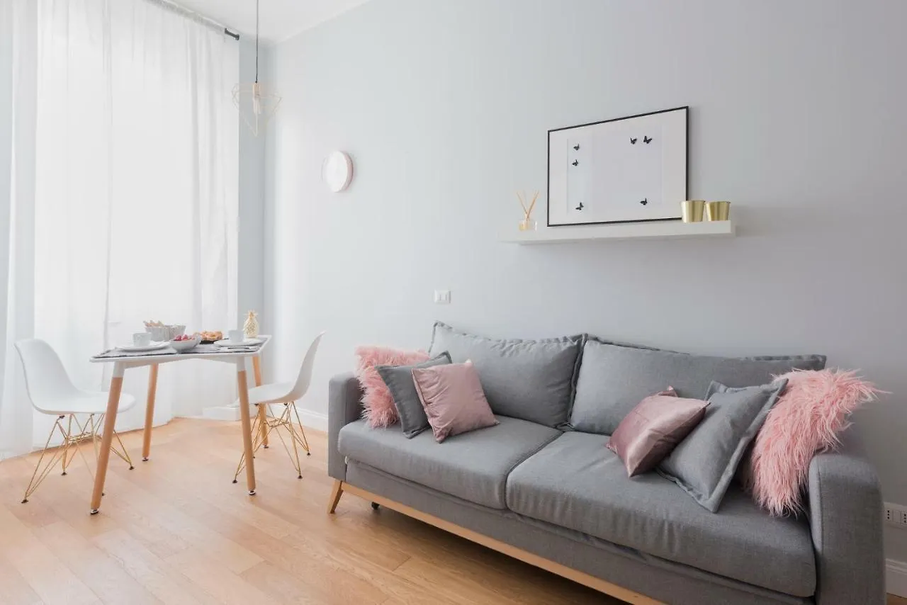 Apartment Kk Design Suite Milan
