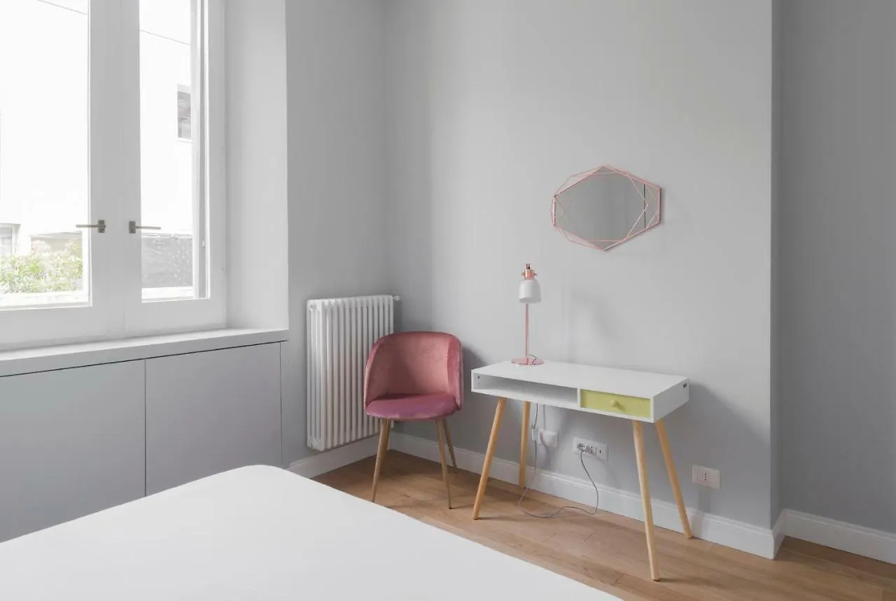 Kk Design Suite Milan Italy